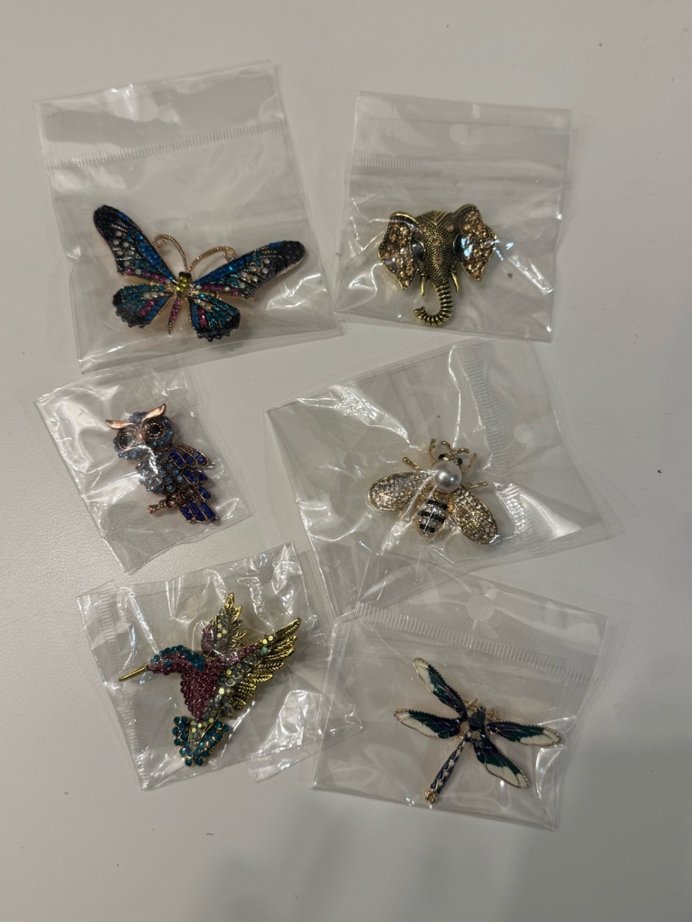 Lot of 6 NEW gem brooches